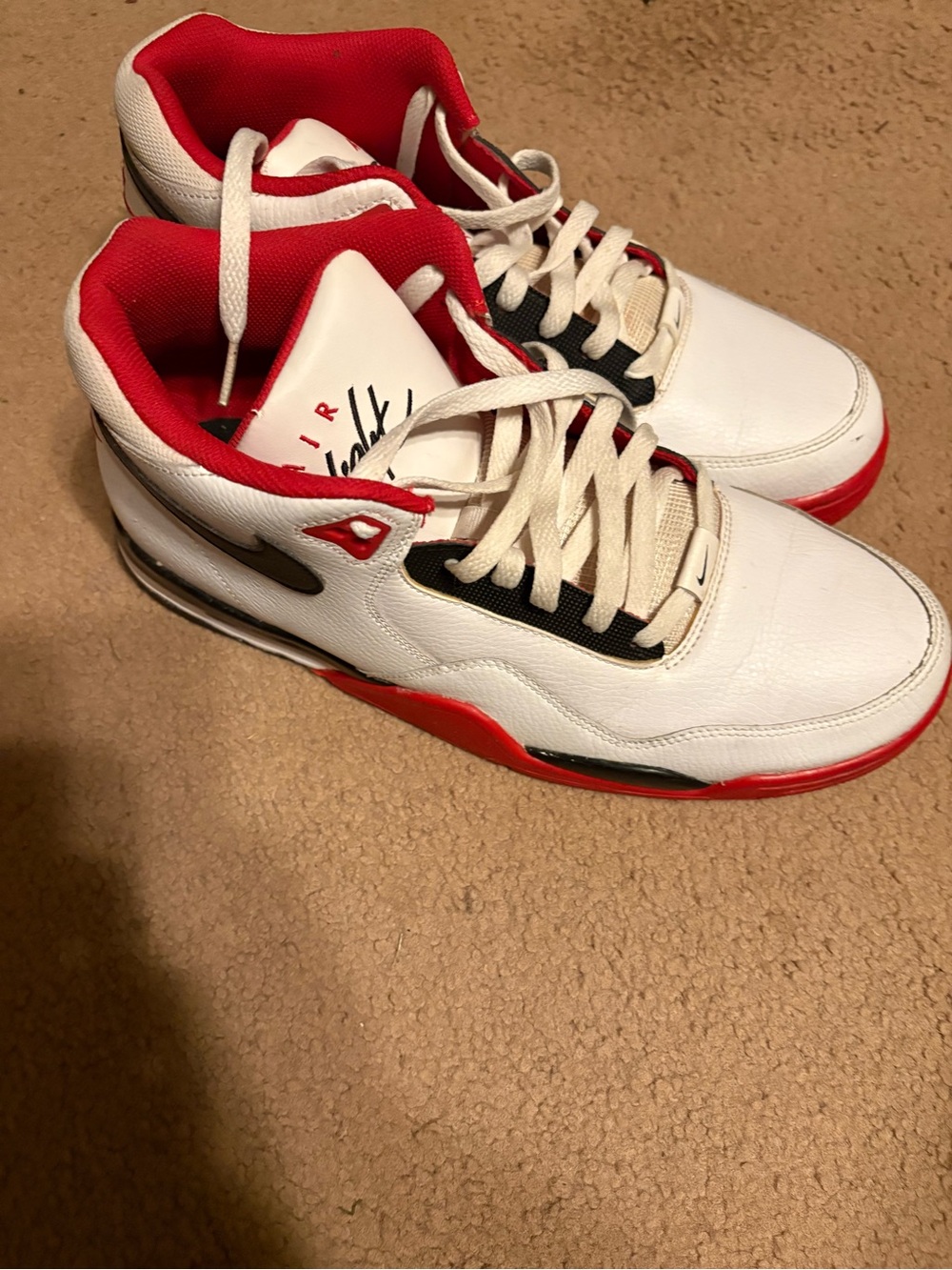 Nike Flight Legacy Men’s Size 11 White Red Black BQ4212-100 Sneakers